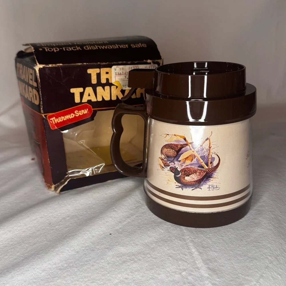 Travel Tankard Insulated Mug in Brown with Game Bird Design